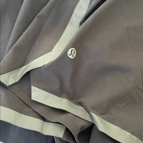 Lululemon Surge Shorts Lined Sz Medium - Picture 7 of 8